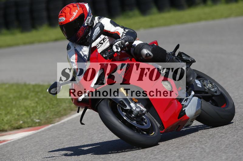 /Archiv-2024/29 12.06.2024 MOTO.CH Track Day ADR/Gruppe gelb/unklar